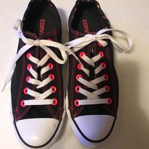Women Converse shoes size 8